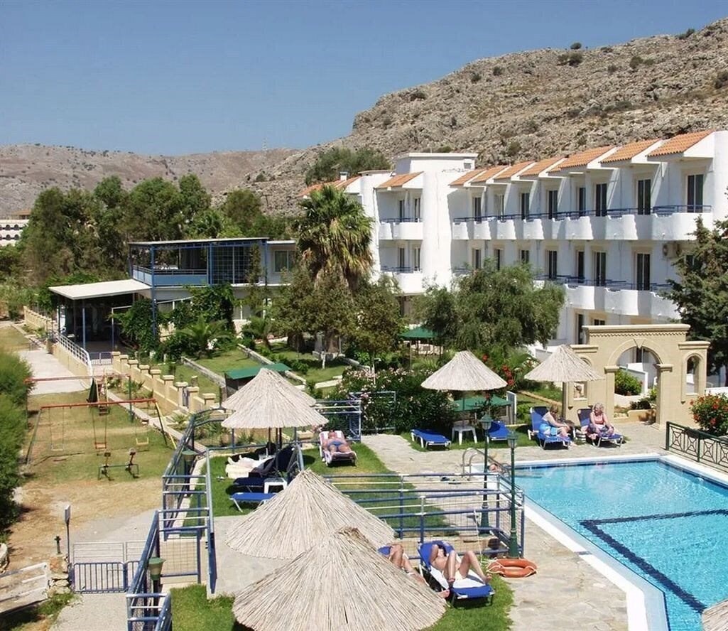 Фото Ilyssion Hotel 4*